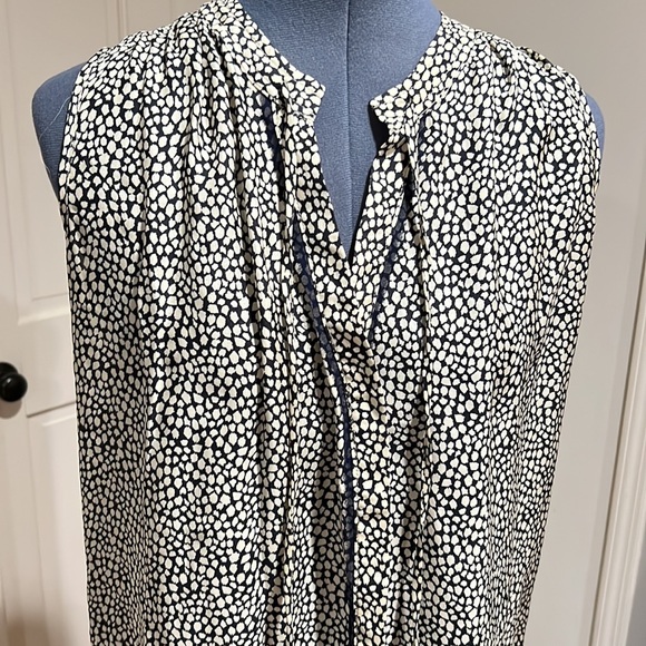 LOLA & SOPHIE Silk Pattern Dress - Picture 2 of 8